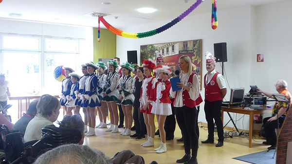 Der Karnevalsverein aus Martinroda zu Gast im AWO Pflegeheim "Hüttenholz" in Ilmenau